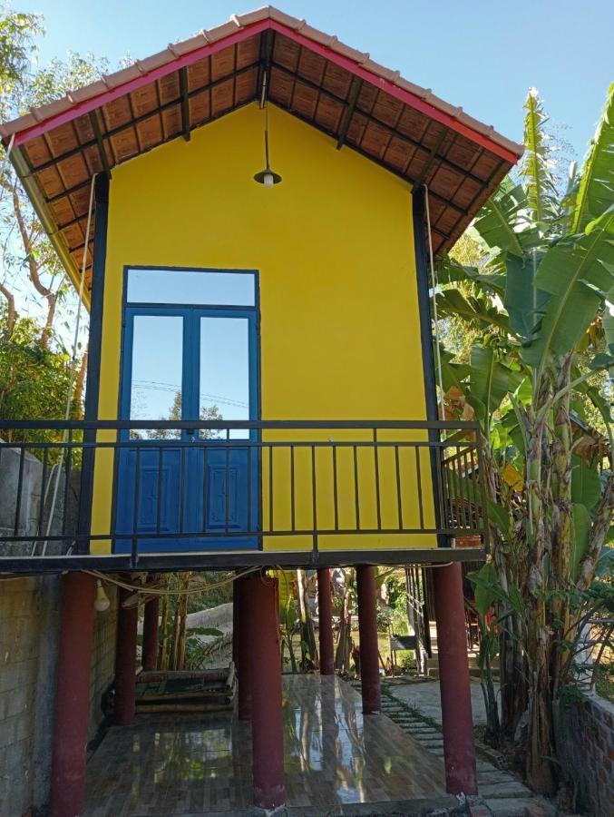 Homestay Nang Nghieng Kon Tum Exterior foto
